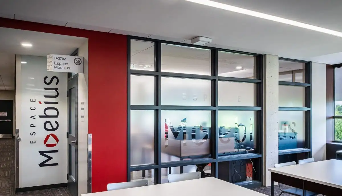 Entrée de l'Espace Moebius