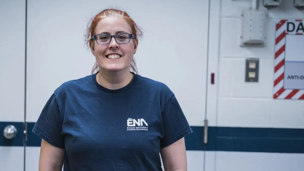 Technicienne dans un laboratoire